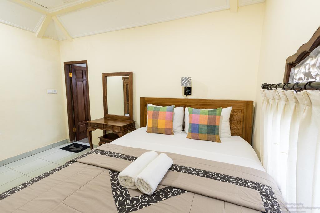Sudiana House Hotel Ubud  Exterior photo